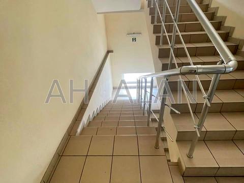 коммерческая по адресу Нововокзальная ул., 2