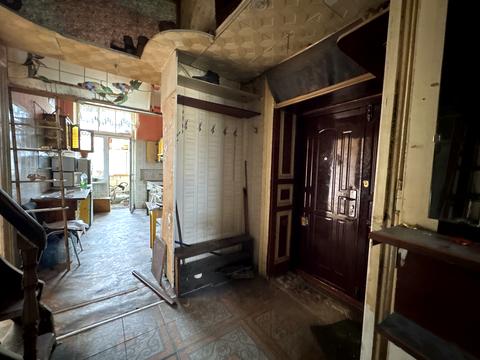 квартира за адресою Євгена Коновальця вул. (), 15