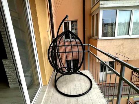 квартира за адресою Академіка Лебедєва вул., 1