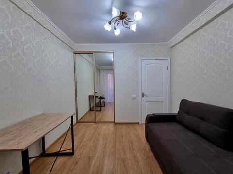 квартира за адресою Кирило-Мефодіївська вул., 15