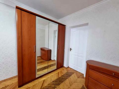 квартира за адресою Кирило-Мефодіївська вул., 15