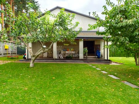 будинок за адресою Озерна вул.