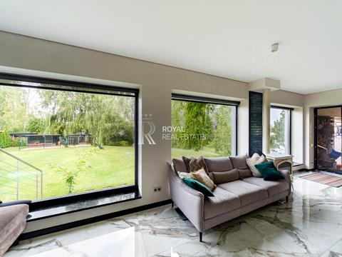 будинок за адресою Озерна вул.