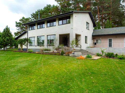 будинок за адресою Озерна вул.