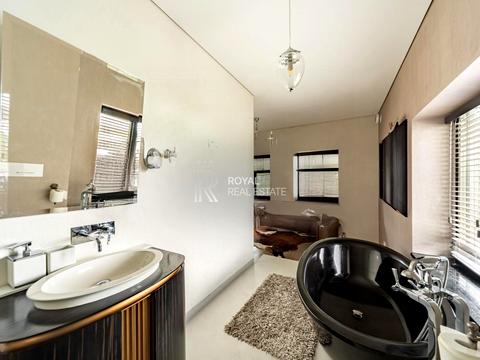 будинок за адресою Озерна вул.