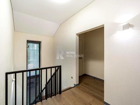 будинок за адресою Озерна вул.