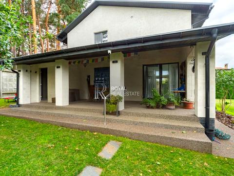 будинок за адресою Озерна вул.