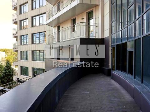 комерційна за адресою Буслівська вул., 12