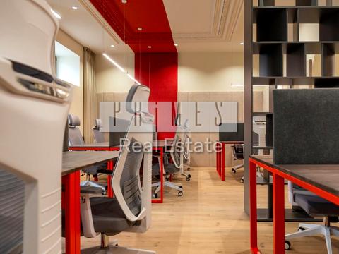 комерційна за адресою Антоновича вул. (Горького), 9