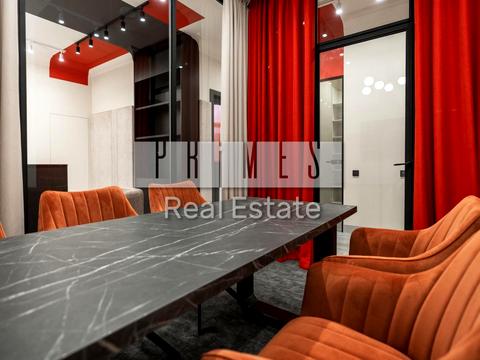 комерційна за адресою Антоновича вул. (Горького), 9