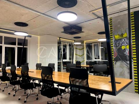 комерційна за адресою Андрія Верхогляда вул. (Михайла Драгомирова), 15