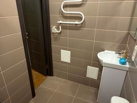 комерційна за адресою Басейна вул., 9-А