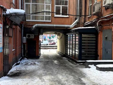 комерційна за адресою Басейна вул., 9-А