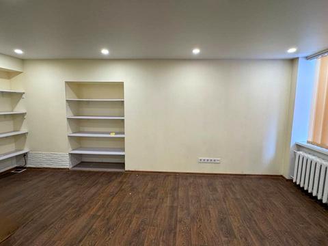 комерційна за адресою Басейна вул., 9-А