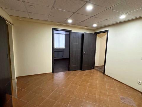 комерційна за адресою Басейна вул., 9-А