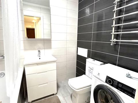 квартира по адресу Степана Бандеры просп., 83-В