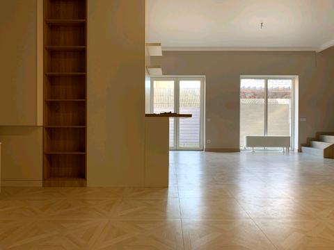 дом по адресу Сергея Шелухина ул. (Александра Невского)