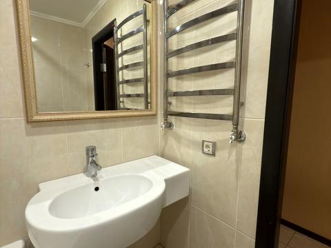 квартира за адресою Дарницький бульв., 8