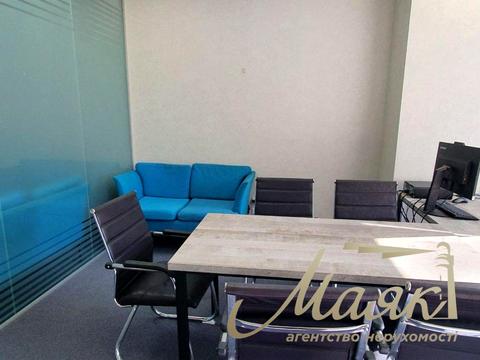 комерційна за адресою Євгена Коновальця вул. (Щорса), 36-Д