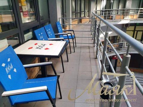 комерційна за адресою Євгена Коновальця вул. (Щорса), 36-Д