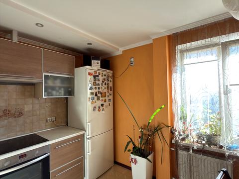 квартира за адресою Дарницький бульв., 8