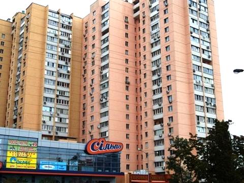 квартира за адресою Дарницький бульв., 8