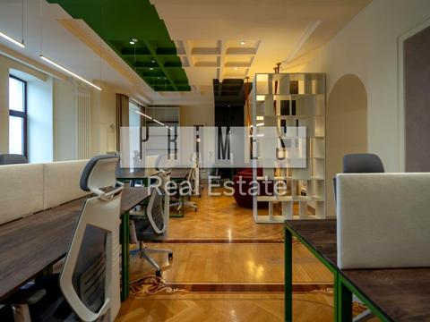 комерційна за адресою Антоновича вул. (Горького), 9