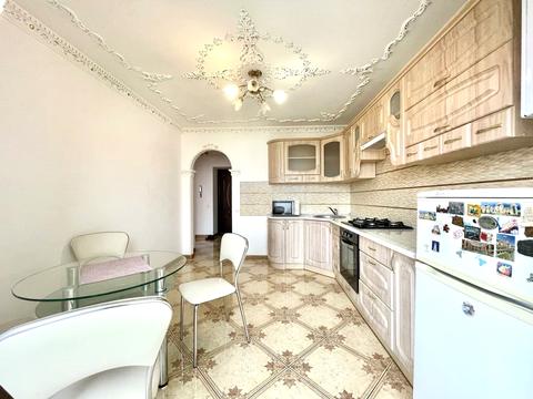 квартира по адресу Деловая ул., 3