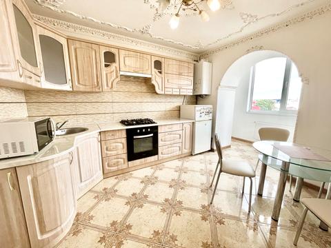 квартира по адресу Деловая ул., 3