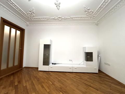 квартира по адресу Деловая ул., 3