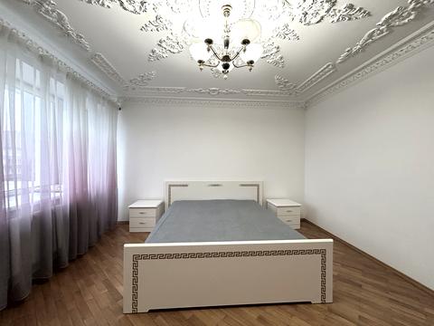 квартира по адресу Деловая ул., 3