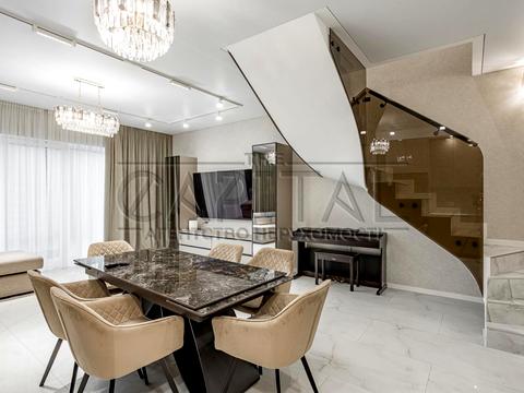 будинок за адресою Центральна вул.