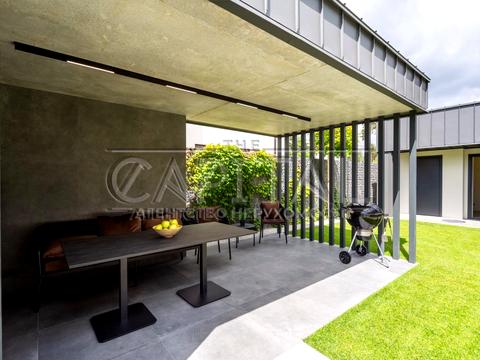 коммерческая по адресу Киевская ул., 9