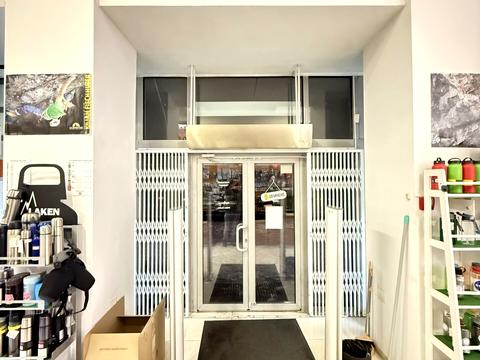 комерційна за адресою Київ, Берестейський просп. (Перемоги), 18