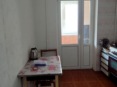 квартира за адресою Космонавта Поповича вул. (Космонавта Волкова), 18