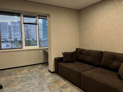 квартира за адресою Героїв Дніпра вул., 4