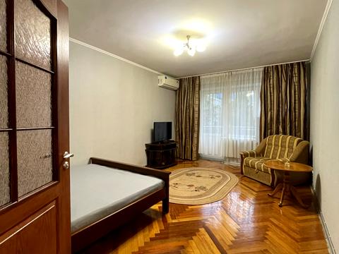 квартира за адресою Хорива вул., 40/22