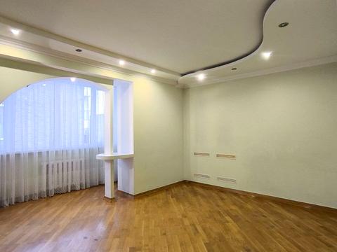 квартира за адресою Вороніхіна вул., 15а