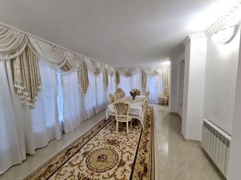 комерційна за адресою Садова, 1