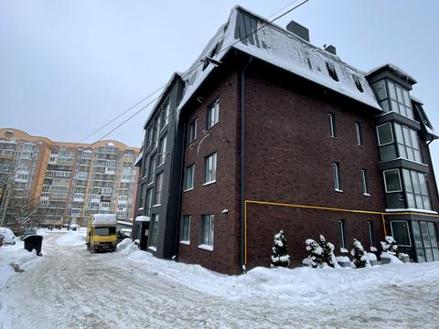 квартира за адресою Білогірська вул., 13