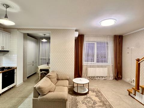 квартира за адресою Героїв Небесної Сотні просп., 28/2