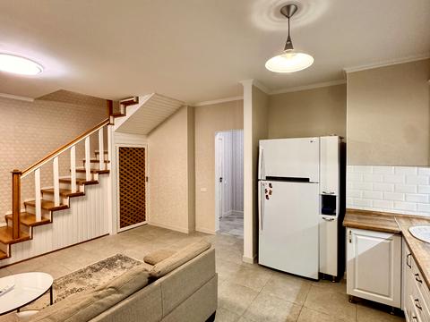 квартира за адресою Героїв Небесної Сотні просп., 28/2