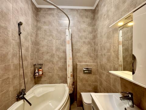 квартира за адресою Героїв Небесної Сотні просп., 28/2