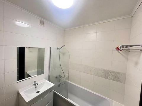 квартира за адресою Академіка Лебедєва вул., 1