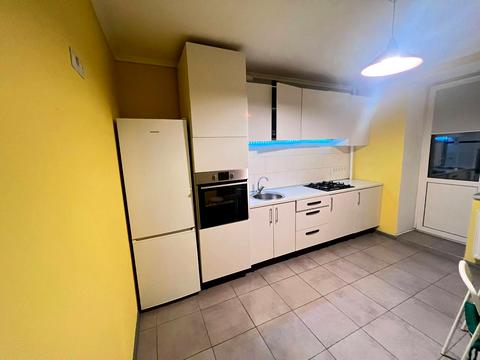 квартира за адресою Академіка Лебедєва вул., 1