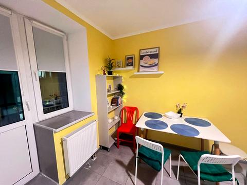 квартира за адресою Академіка Лебедєва вул., 1