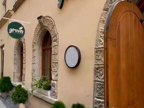 коммерческая по адресу Староеврейская ул., 15