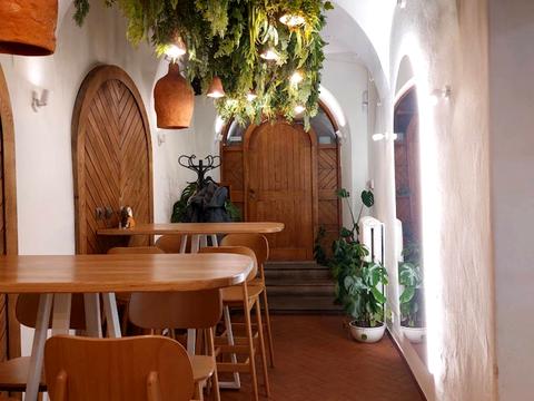 коммерческая по адресу Староеврейская ул., 15