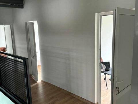 комерційна за адресою Козельницька вул., 9