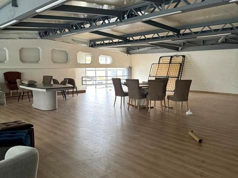 комерційна за адресою Козельницька вул., 9